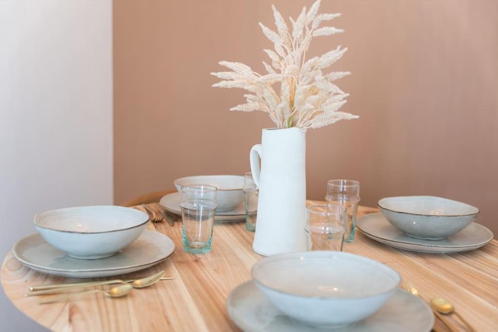 Superbe Appartement En Rdc Proche Marche Central La Rochelle  Extérieur photo
